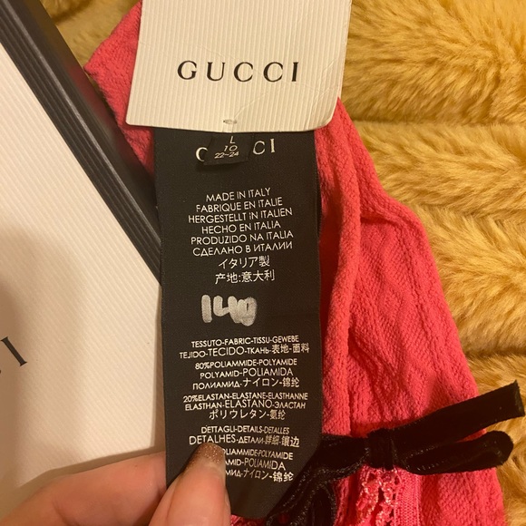 NWT Gucci pink Moulinoir Bow Socks over the knee lace socks. Velvet bow large - Picture 9 of 16